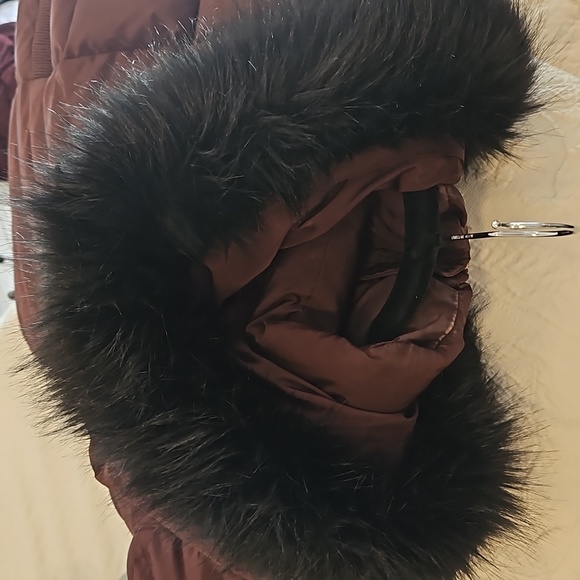 Ivanka Trump Down Winter Jacket - Picture 4 of 4